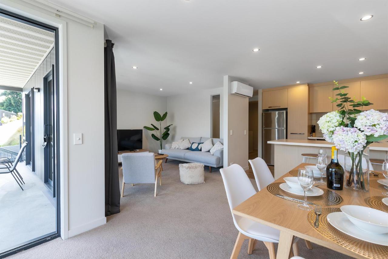 Alpine Getaway Apartment ควีนส์ทาวน์ ภายนอก รูปภาพ